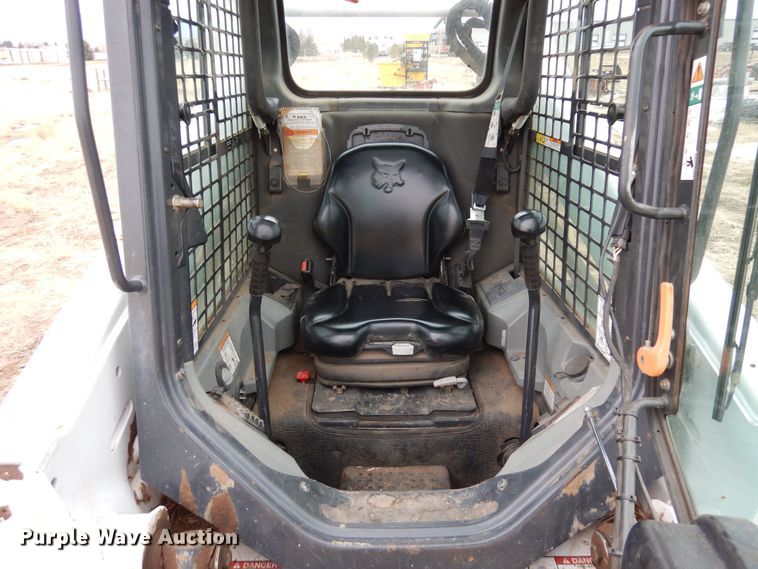 image for item DF8290 2014 Bobcat S590  skid steer loader
