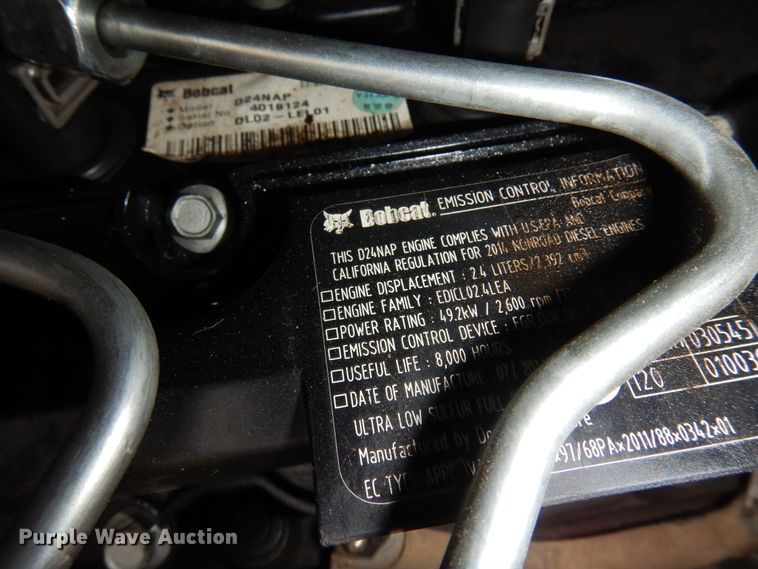 image for item DF8290 2014 Bobcat S590  skid steer loader