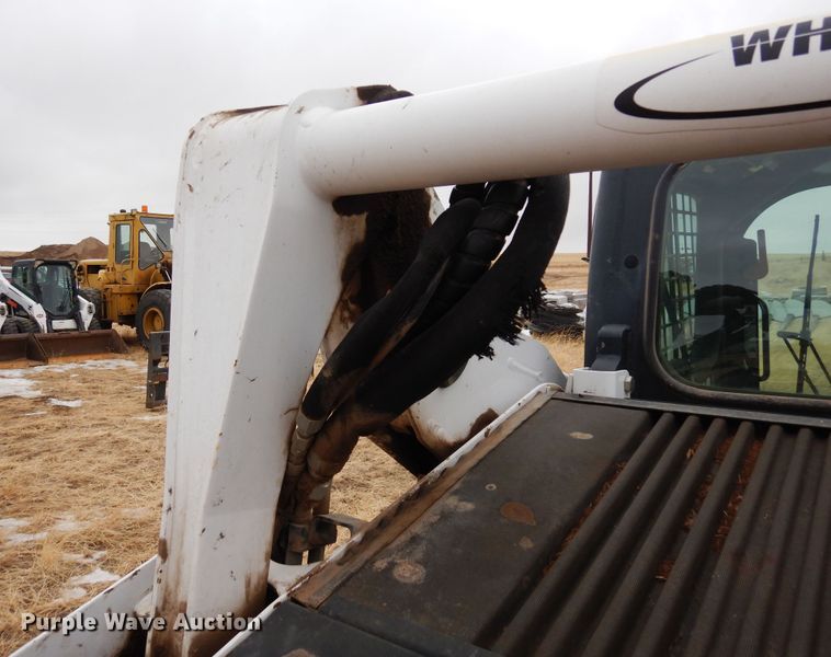 image for item DF8290 2014 Bobcat S590  skid steer loader