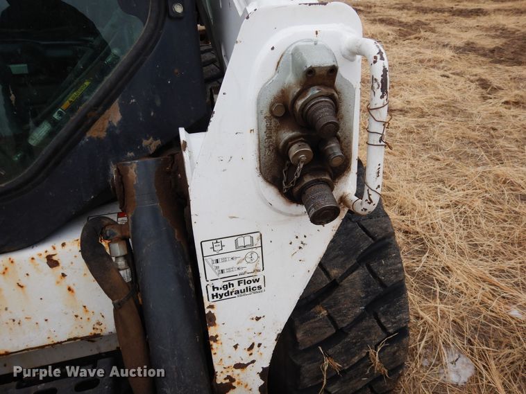 image for item DF8290 2014 Bobcat S590  skid steer loader