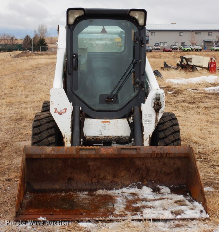 image for item DF8292 2015 Bobcat S590  skid steer loader