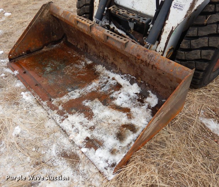 image for item DF8292 2015 Bobcat S590  skid steer loader