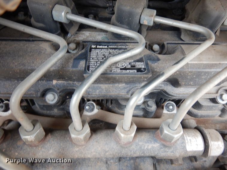 image for item DF8292 2015 Bobcat S590  skid steer loader