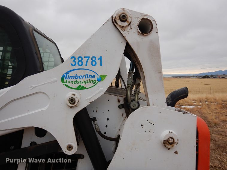 image for item DF8292 2015 Bobcat S590  skid steer loader