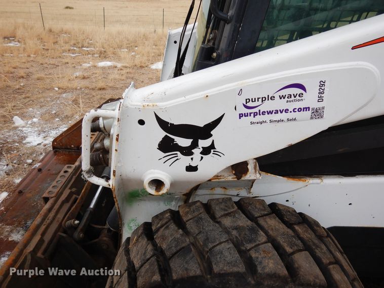 image for item DF8292 2015 Bobcat S590  skid steer loader