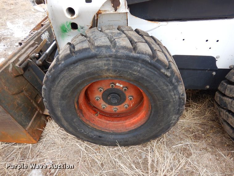 image for item DF8292 2015 Bobcat S590  skid steer loader