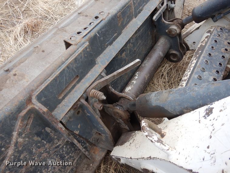 image for item DF8314 2009 Bobcat T300  tracked skid steer loader