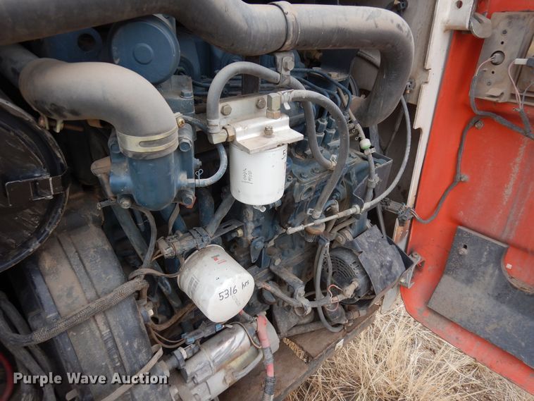 image for item DF8314 2009 Bobcat T300  tracked skid steer loader