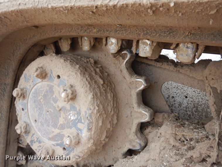 image for item DF8314 2009 Bobcat T300  tracked skid steer loader