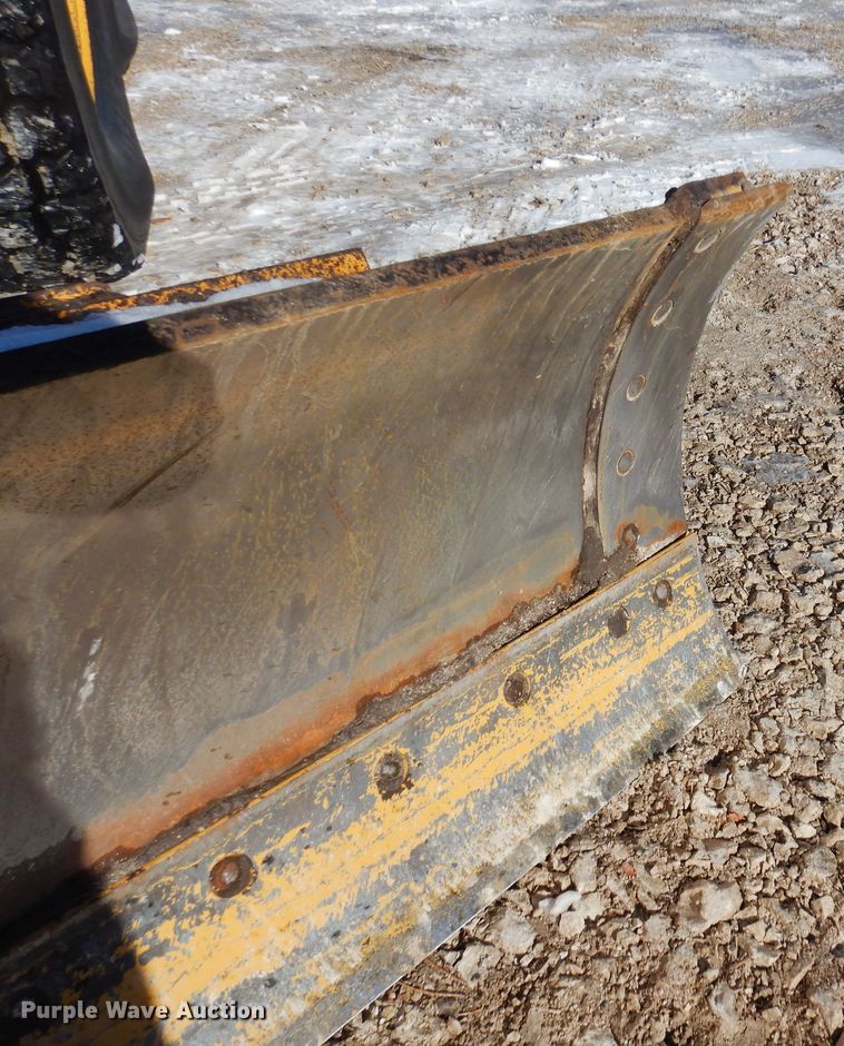 image for item DF8320 2000 John Deere 772CH  motor grader