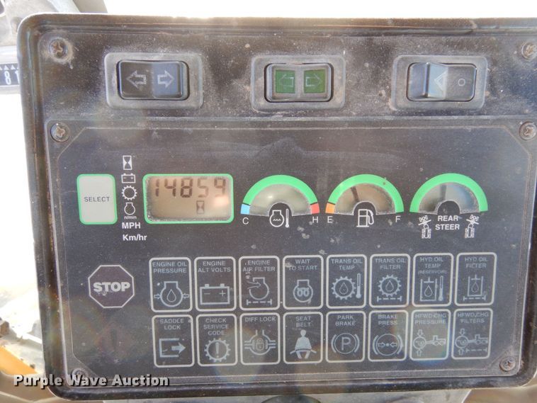 image for item DF8320 2000 John Deere 772CH  motor grader