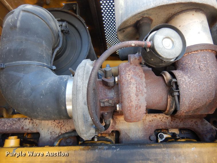 image for item DF8320 2000 John Deere 772CH  motor grader