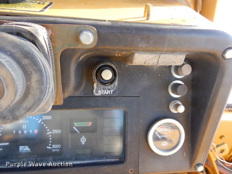 image for item DF8322 1988 Fiat-Allis 14C  dozer