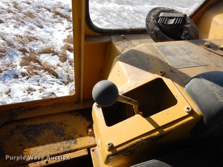 image for item DF8322 1988 Fiat-Allis 14C  dozer