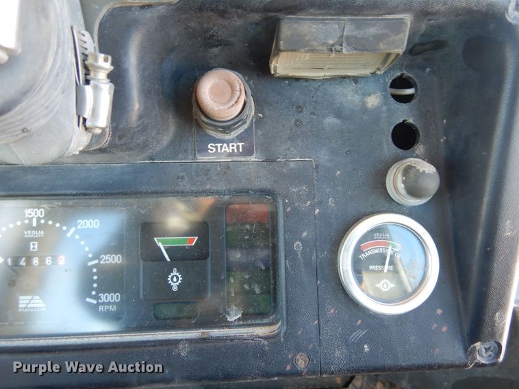 image for item DF8323 1988 Fiat-Allis 14C  dozer