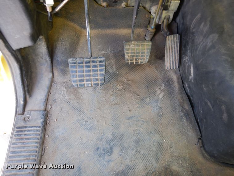 image for item DF8326 2007 International 7600  dump truck