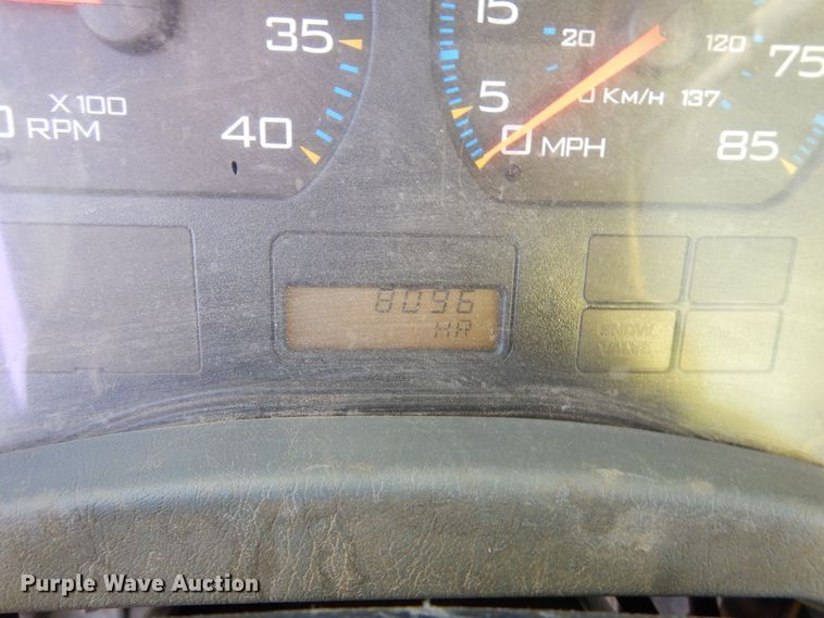 image for item DF8326 2007 International 7600  dump truck