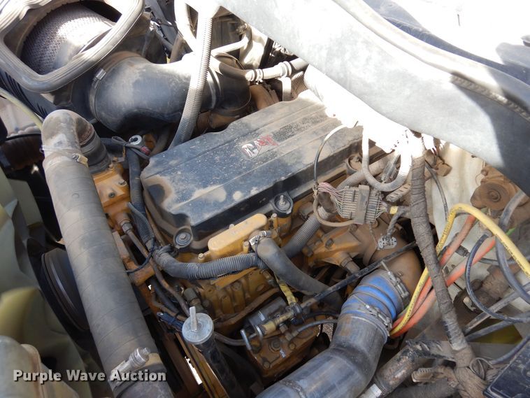 image for item DF8326 2007 International 7600  dump truck