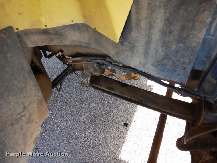 image for item DF8326 2007 International 7600  dump truck