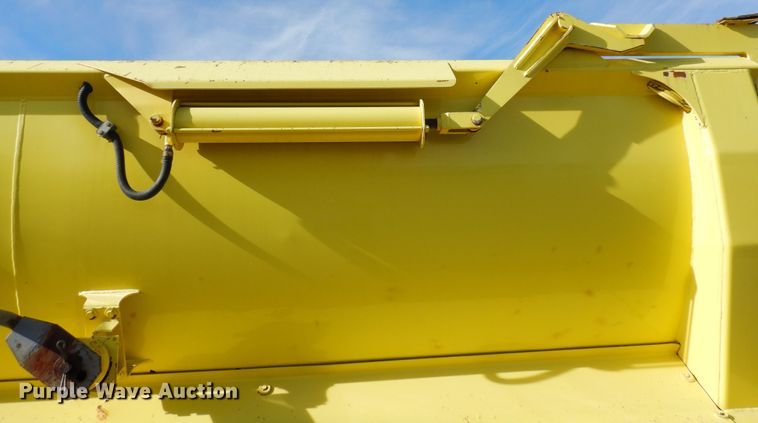 image for item DF8326 2007 International 7600  dump truck