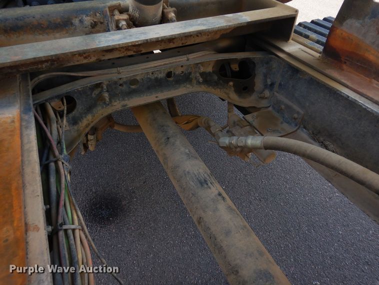 image for item DF8326 2007 International 7600  dump truck