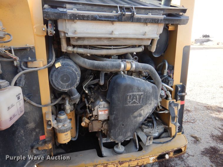 image for item DK2091 2007 Caterpillar 247B  tracked skid steer loader