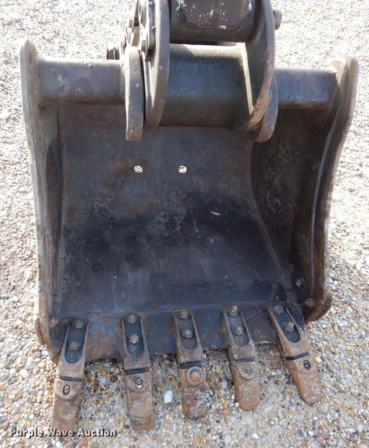 image for item DK2093 2004 Bobcat 334  mini excavator