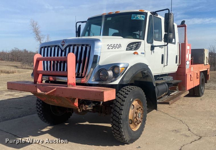 image for item DN8147 2010 International 7000  flatbed truck