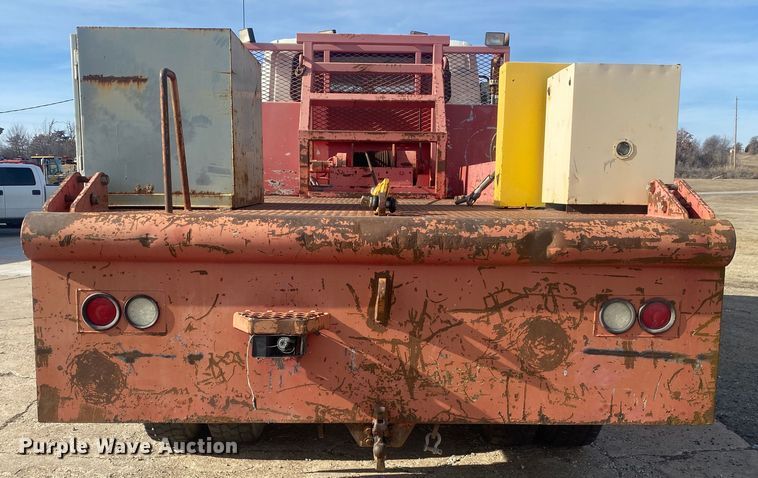 image for item DN8147 2010 International 7000  flatbed truck