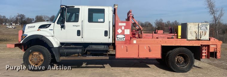 image for item DN8147 2010 International 7000  flatbed truck