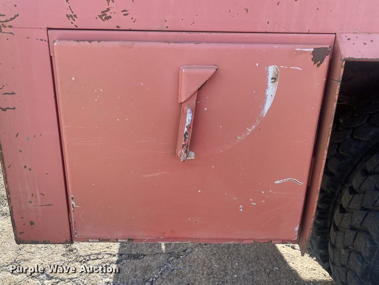 image for item DN8147 2010 International 7000  flatbed truck