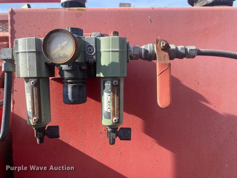 image for item DN8147 2010 International 7000  flatbed truck