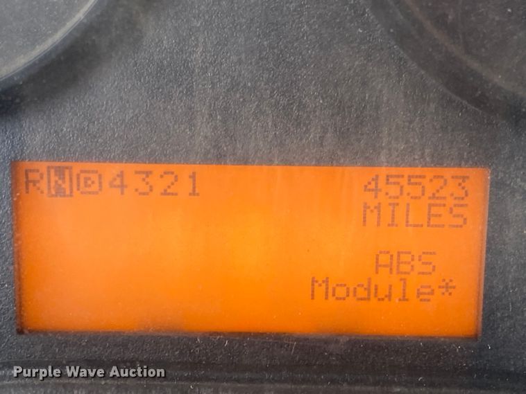 image for item DN8147 2010 International 7000  flatbed truck