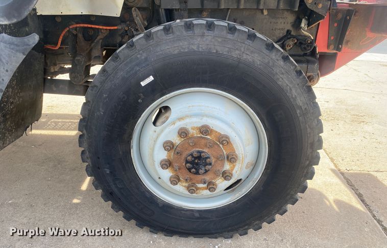 image for item DN8147 2010 International 7000  flatbed truck