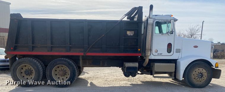 image for item DN8148 1990 Peterbilt 375  dump truck
