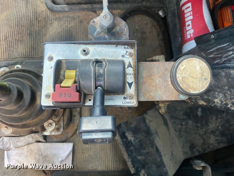 image for item DN8148 1990 Peterbilt 375  dump truck