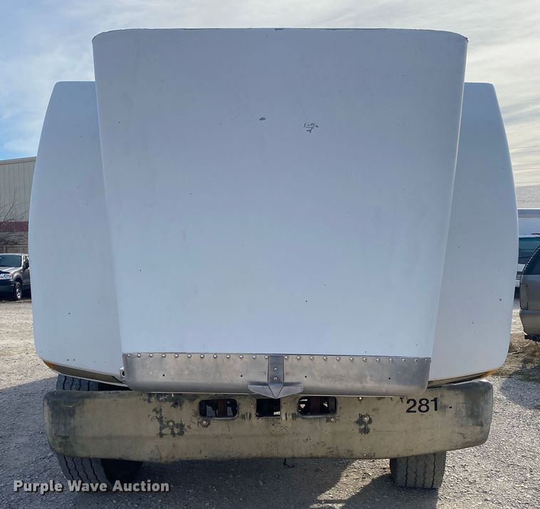 image for item DN8148 1990 Peterbilt 375  dump truck