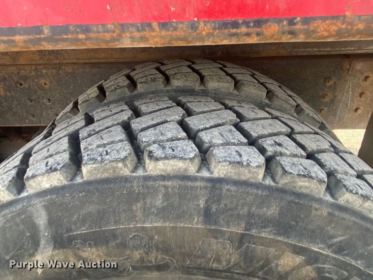 image for item DN8148 1990 Peterbilt 375  dump truck