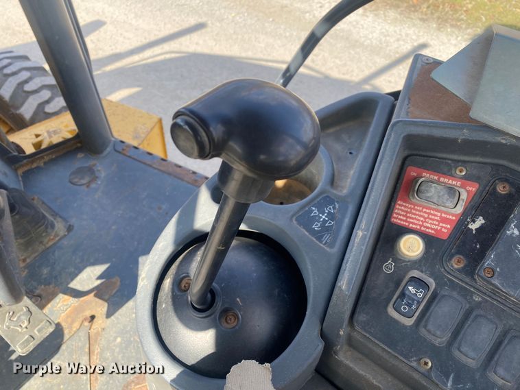 image for item DN8149 2006 John Deere 310G  backhoe