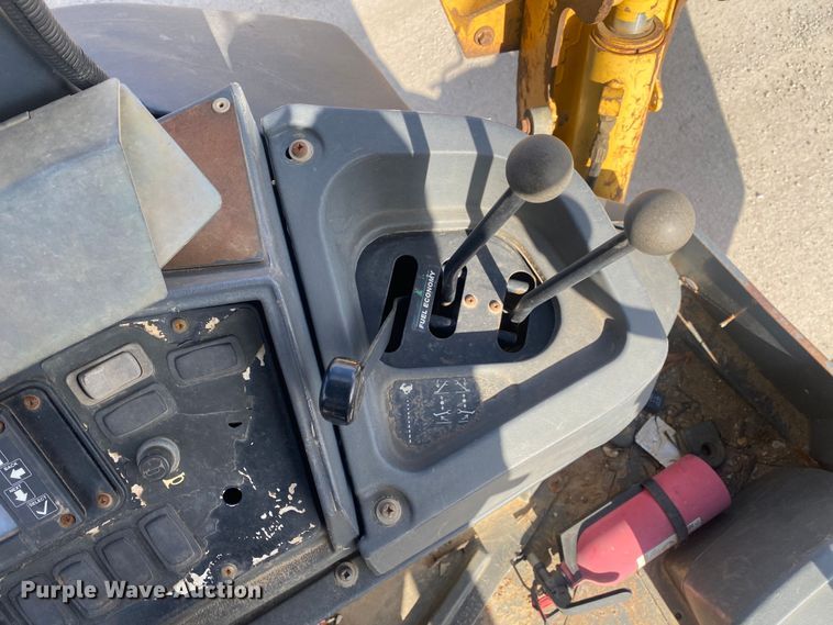 image for item DN8149 2006 John Deere 310G  backhoe