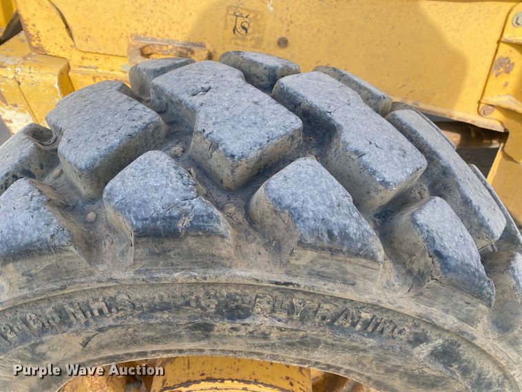 image for item DN8149 2006 John Deere 310G  backhoe