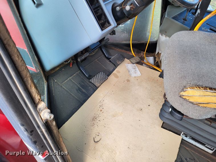 image for item DO3537 1998 Case IH 9370 Steiger  4WD tractor