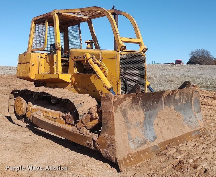 image for item DO3697 1979 John Deere 850E  dozer