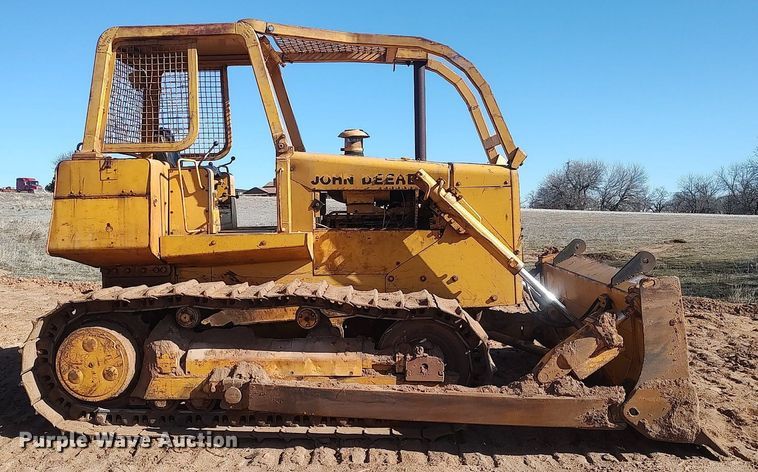 image for item DO3697 1979 John Deere 850E  dozer