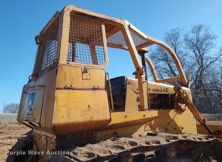 image for item DO3697 1979 John Deere 850E  dozer