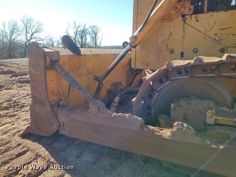 image for item DO3697 1979 John Deere 850E  dozer