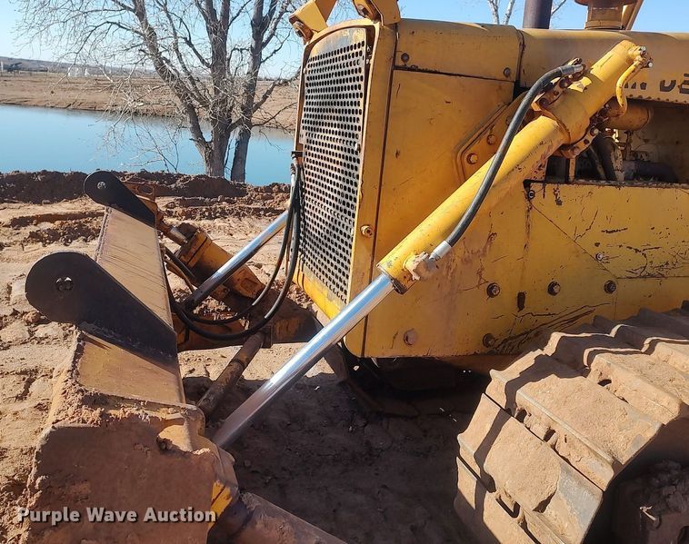 image for item DO3697 1979 John Deere 850E  dozer