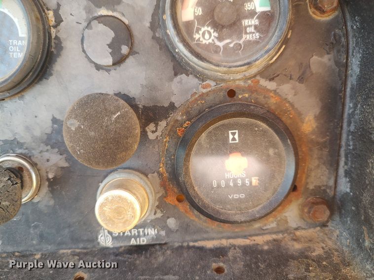 image for item DO3697 1979 John Deere 850E  dozer