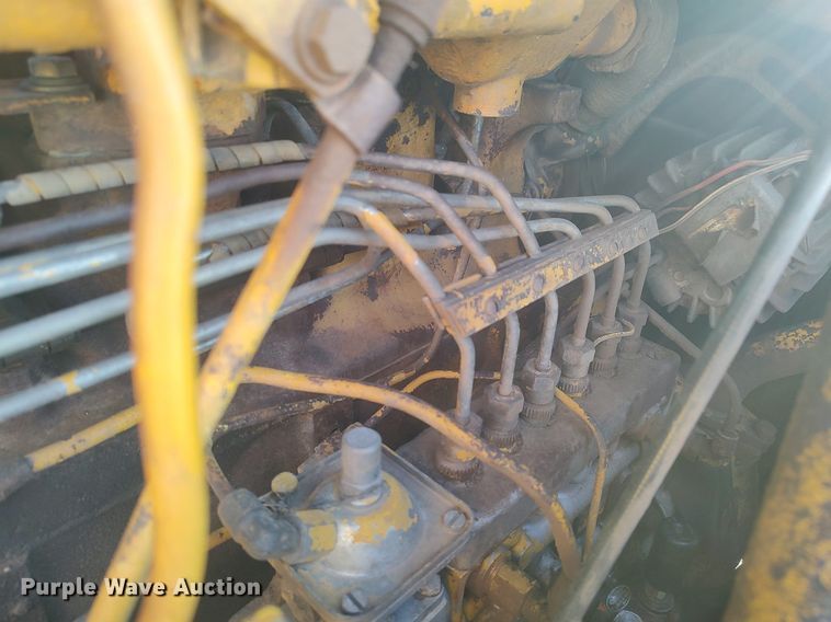 image for item DO3697 1979 John Deere 850E  dozer