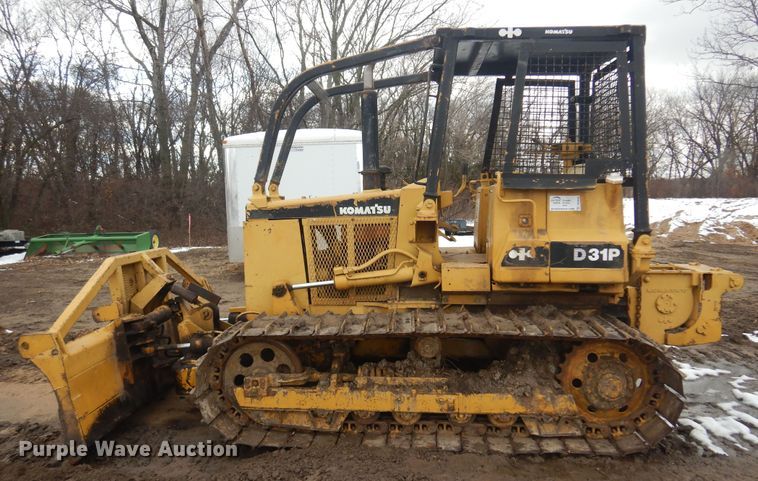image for item DO3699 1982 Komatsu D31P-17  dozer